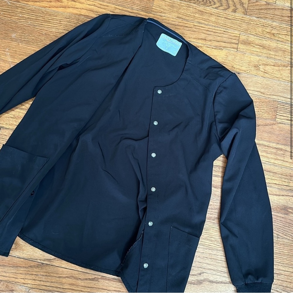Sketchers scrub jacket